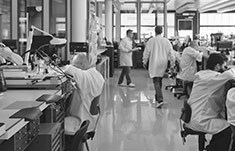 深圳萬國維修保養中心實驗室